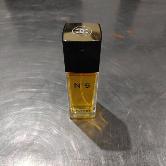 Excellent Condition Chanel No. 5 Eau de Toilette Perfume Bottle 50mL Full - Picture 2 of 2